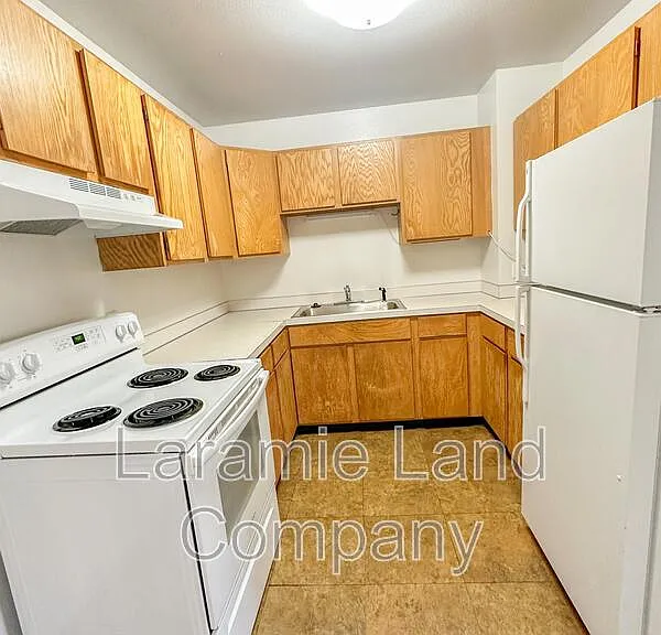 1158 N 17th St #5 — Photo 3