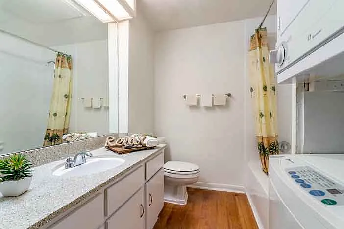 1414 Fountain View Dr #101 — Photo 9