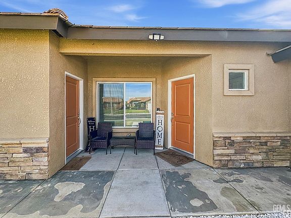 4th image of 294 Shell Beach Ct