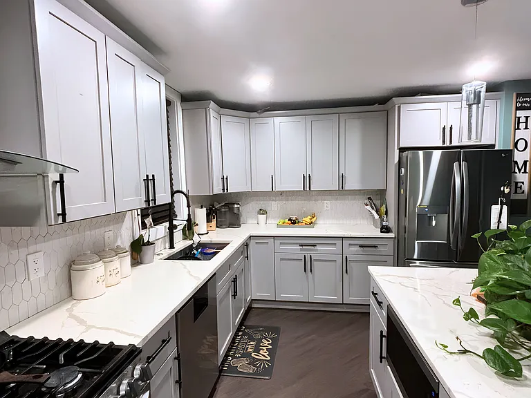 96 Washington St #1 — Photo 4