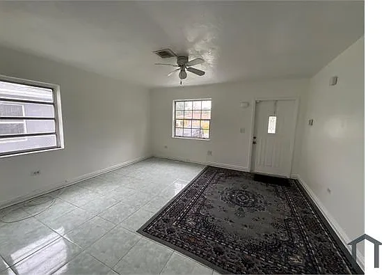 1240 NE 143rd St — Photo 19