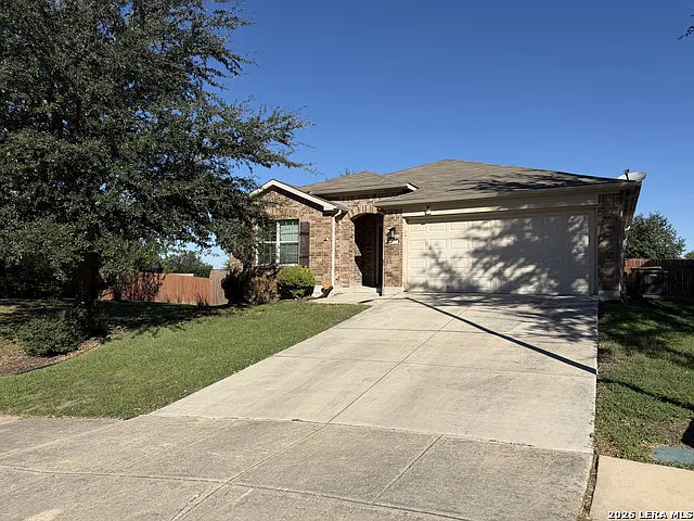 3 bed, 2.0 bath, 1548 sqft, $1,800 — Photo 1