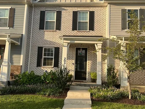 203 Southmen Ln, Spring Hill, TN 37174