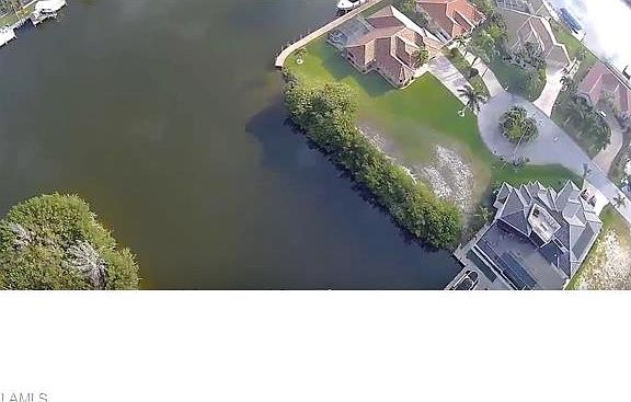 5th image of 5204 SW 28th Pl