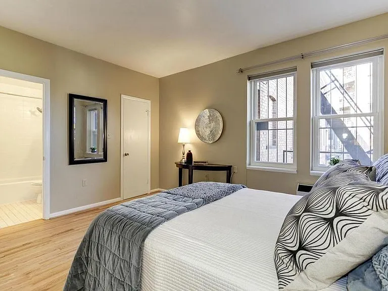 1811 Vernon St NW #201 — Photo 10
