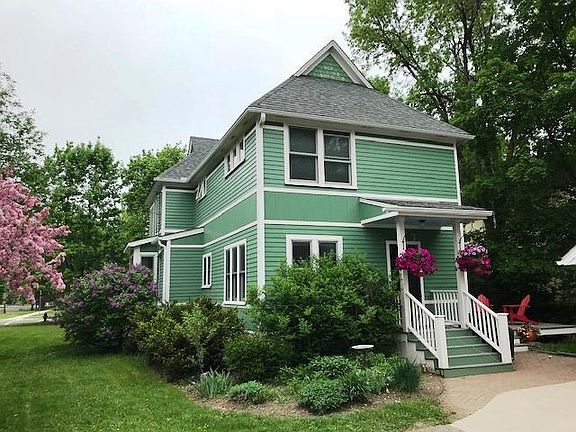 2nd image of 501 Winona St
