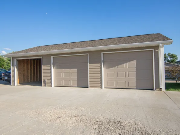 Cedar Hills Apartments, 4526 Chadwick Rd Unit 6, Cedar Falls, IA 50613