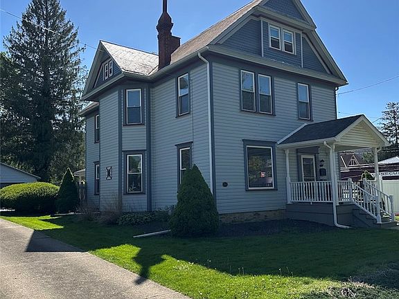 3rd image of 806 Liberty St