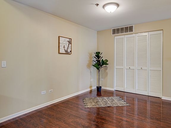 3rd image of 470 W Mahogany Ct Unit 502