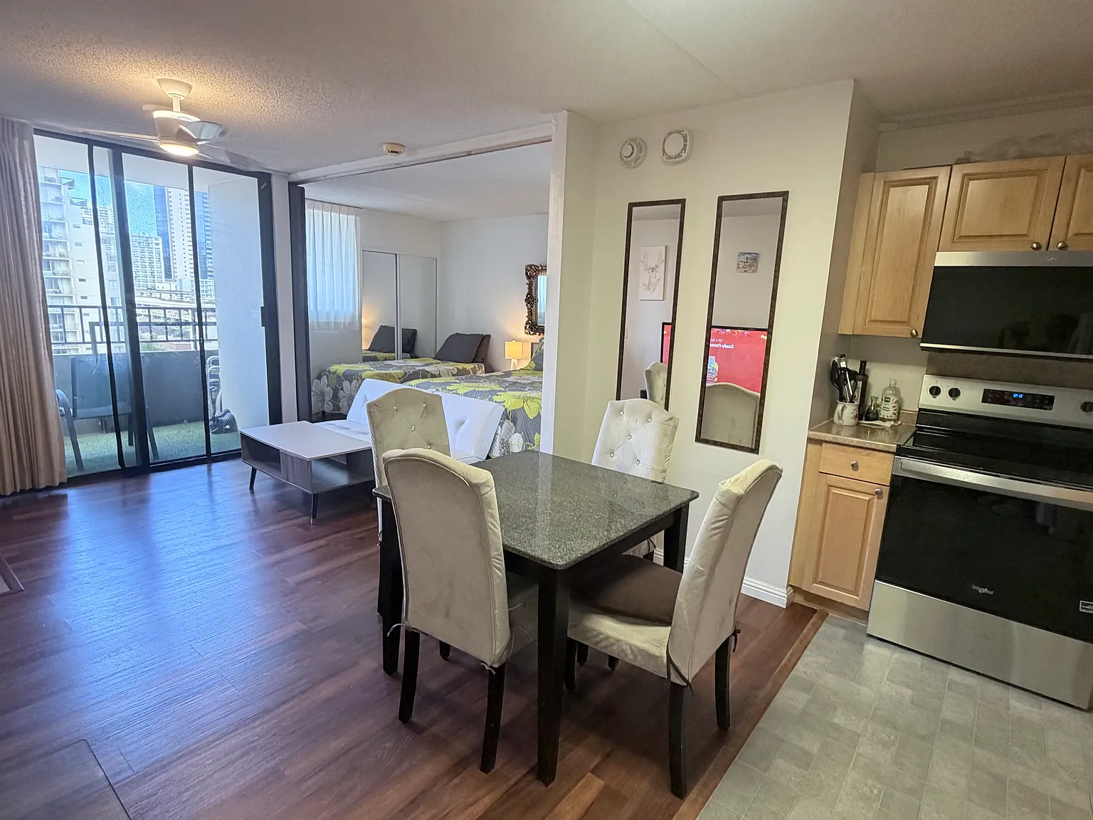1 bed, 444 sqft, $2,500 — Photo 1