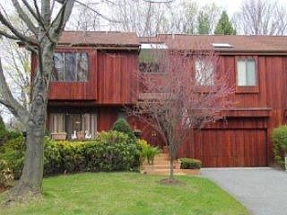 1st image of 14 Morley Ct Unit 14