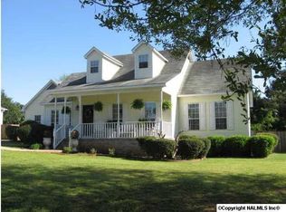 512 Littrell Cir, Moulton, AL 35650
