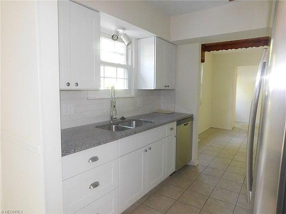 5th image of 5546 Grove Ave