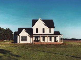 1129 Lincoln St, Saint Libory, IL 62282