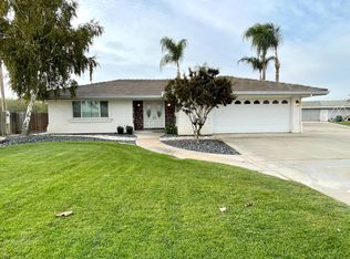 1388 W Dickenson Ferry Rd, Merced, CA 95341