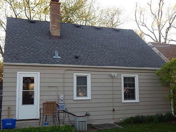 2nd image of 213 N Bierman Ave