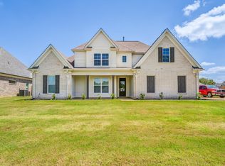 415 Marrietta Dr, Oakland, TN 38060