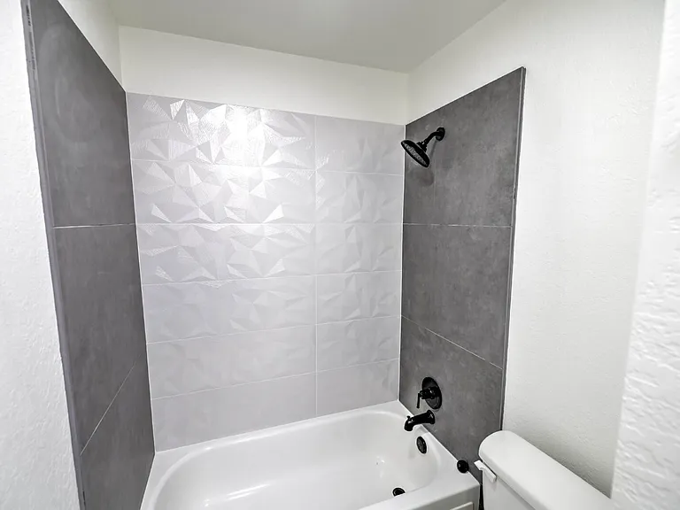 5144 N Avenida Primera — Photo 18