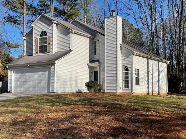 1403 Chasewind Ct, Powder Springs, GA 30127