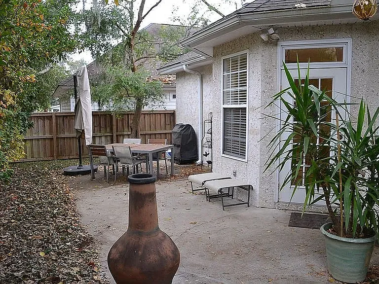 203 Villager Dr — Photo 16