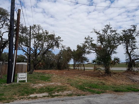 3rd image of 1906 Mallard Dr