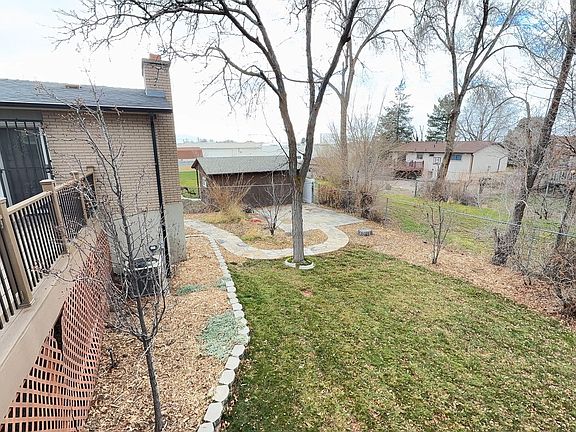 5th image of 9272 S Peach Blossom Dr