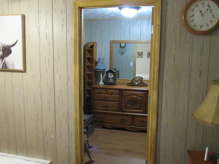 340 Goheen St — Photo 30