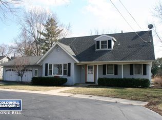 46W975 Main Street Rd, Elburn, IL 60119