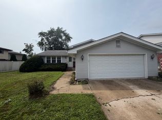 18326 Bock Rd, Lansing, IL 60438