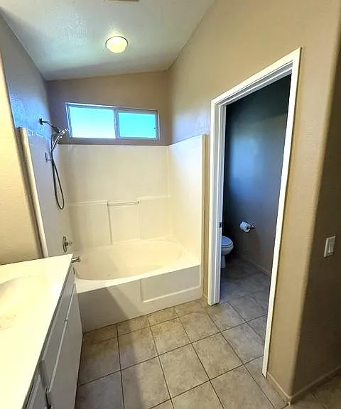 643 Laxford Rd — Photo 18