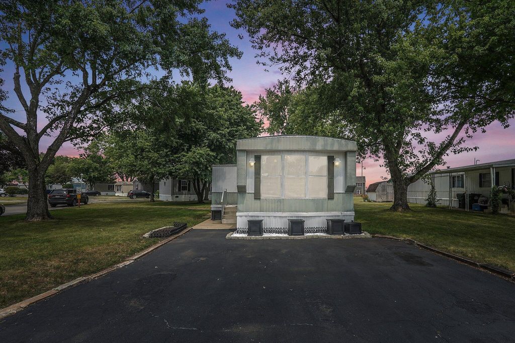 Real estate listing image