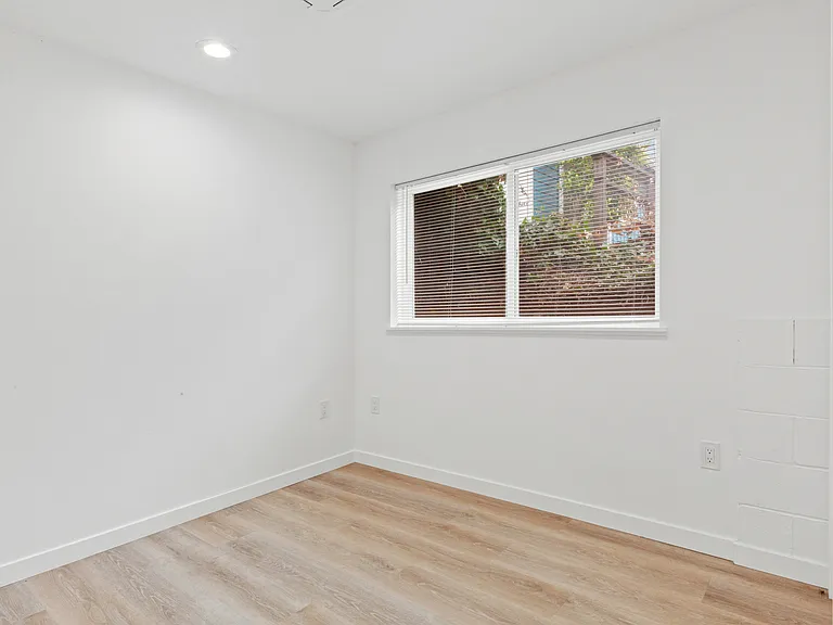 446 Luneta Dr #A — Photo 23