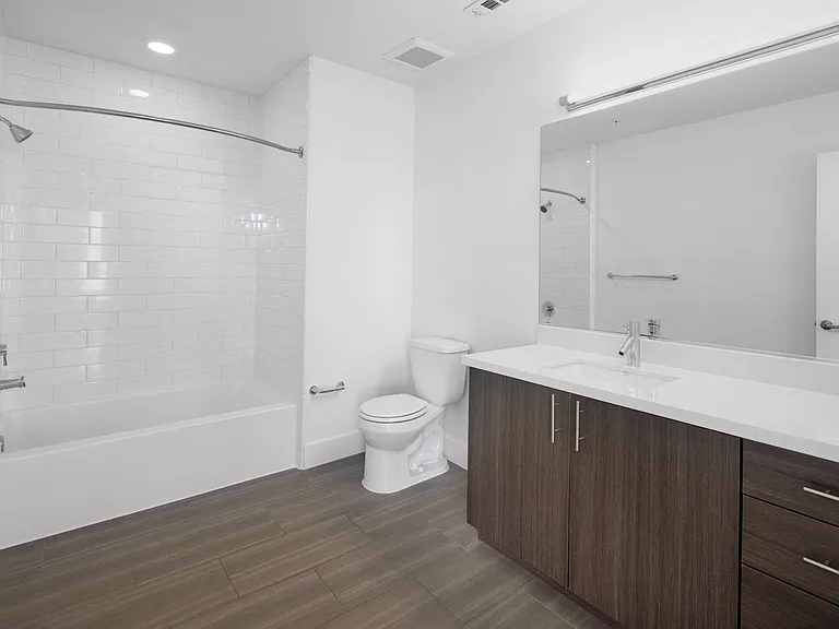 Loft House Apartments — Photo 14