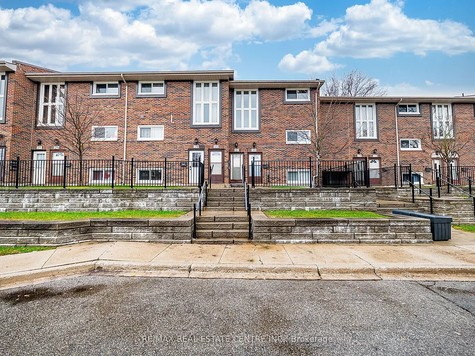 49 Rhonda Rd #121