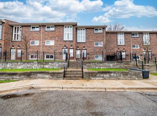 49 Rhonda Rd #121, Guelph, ON N1H 7A4