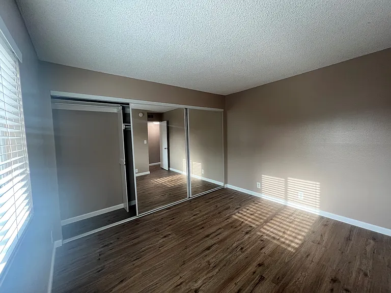 507 N Curtis Ave — Photo 17