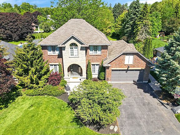 2nd image of 11 Elderberry Ln