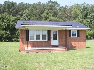 8028 Twisted Hickory Rd, Bladenboro, NC 28320