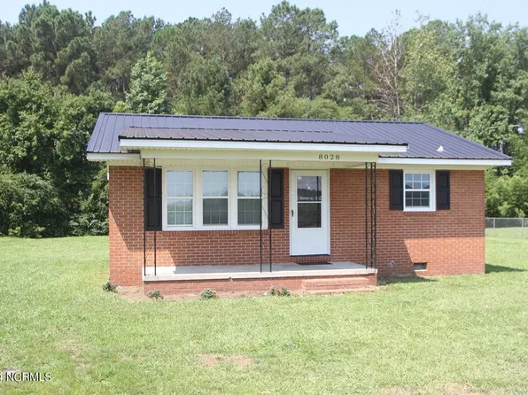 8028 Twisted Hickory Road, Bladenboro, NC 28320