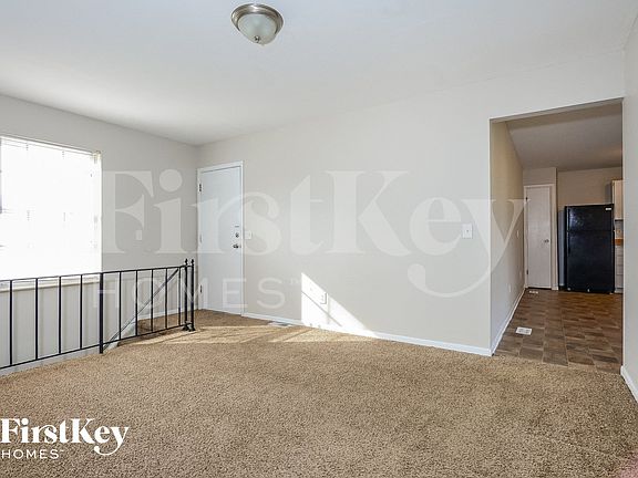 4th image of 1585 Ventnor Pl