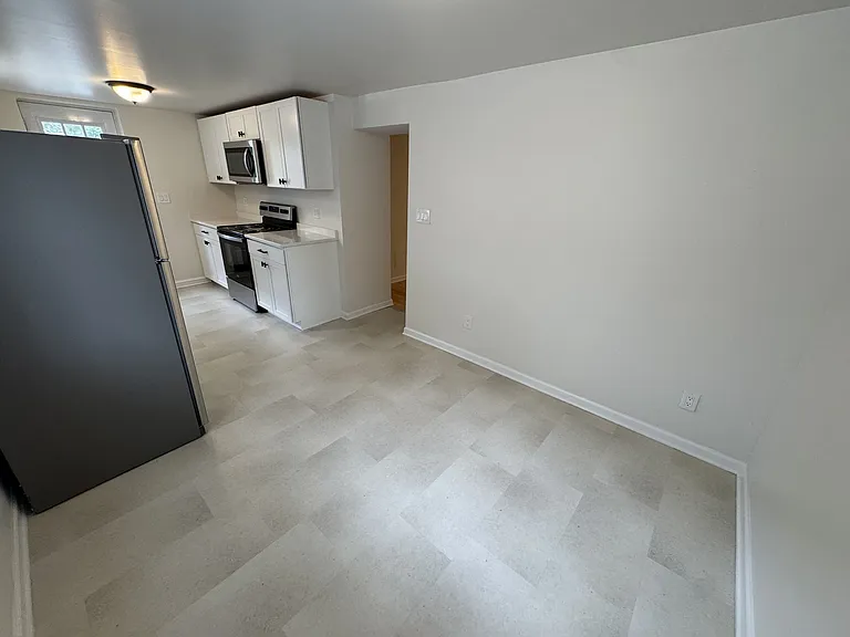 24 Vassar St #B — Photo 6