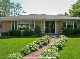 6323 N La Crosse Ave, Chicago, IL 60646