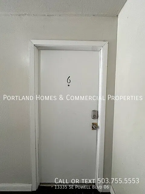 13335 SE Powell Blvd #6
