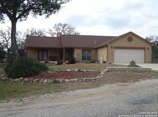 106 Settlers Ln, Bandera, TX 78003