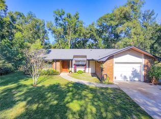 2420 Ben Franklin Dr, Deland, FL 32720