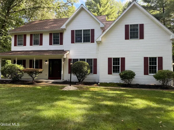 527 Clifton Park Ctr Road, Clifton Park, NY 12065