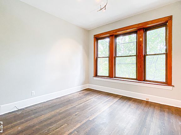 3rd image of 4000 N Southport Ave #4002-3