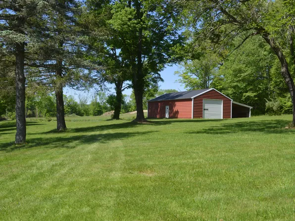 21 Covell Road, Pomfret, CT 06259