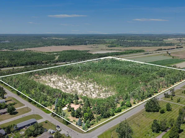 530 Five Lakes Rd, Gaylord, MI 49735