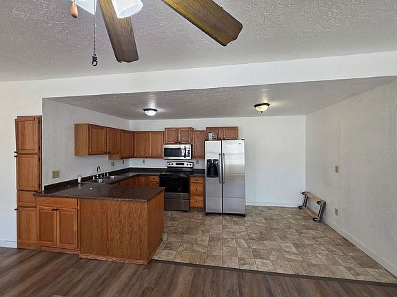 3rd image of 153 E 2nd St #5